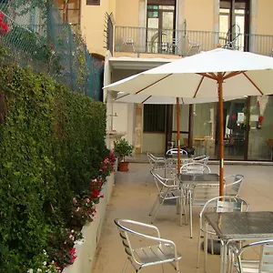 La Terrassa Konukevi