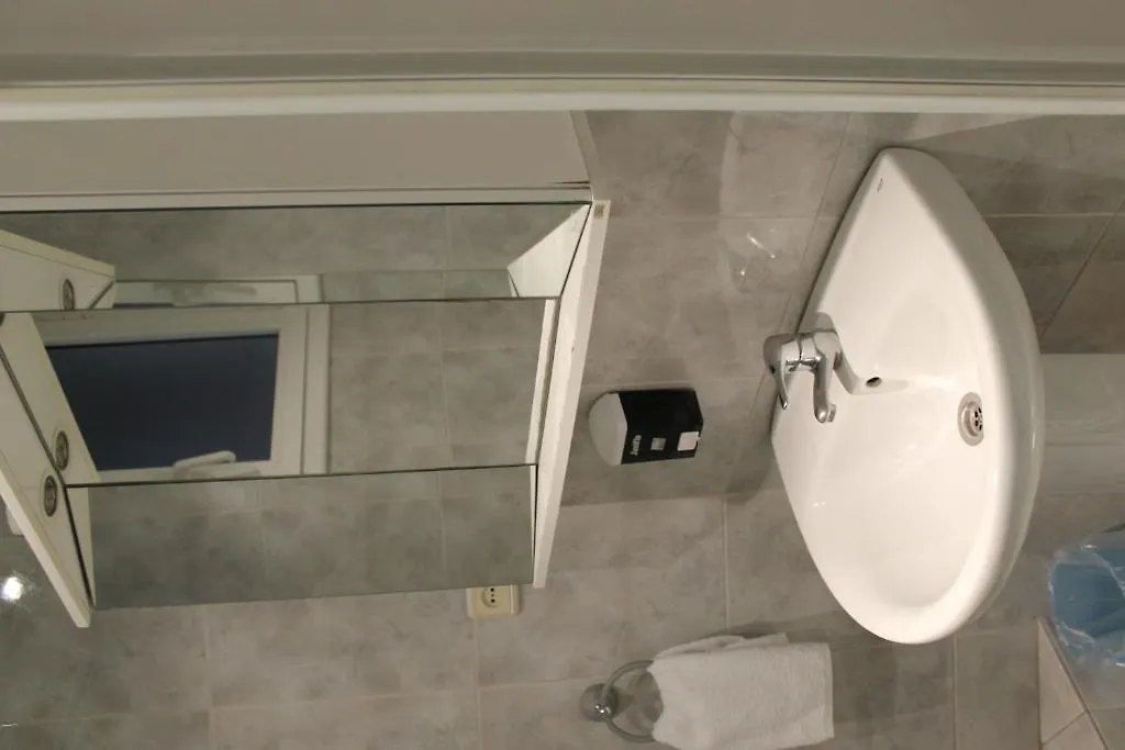 Hostal Ribagorza Barcelona Pensión